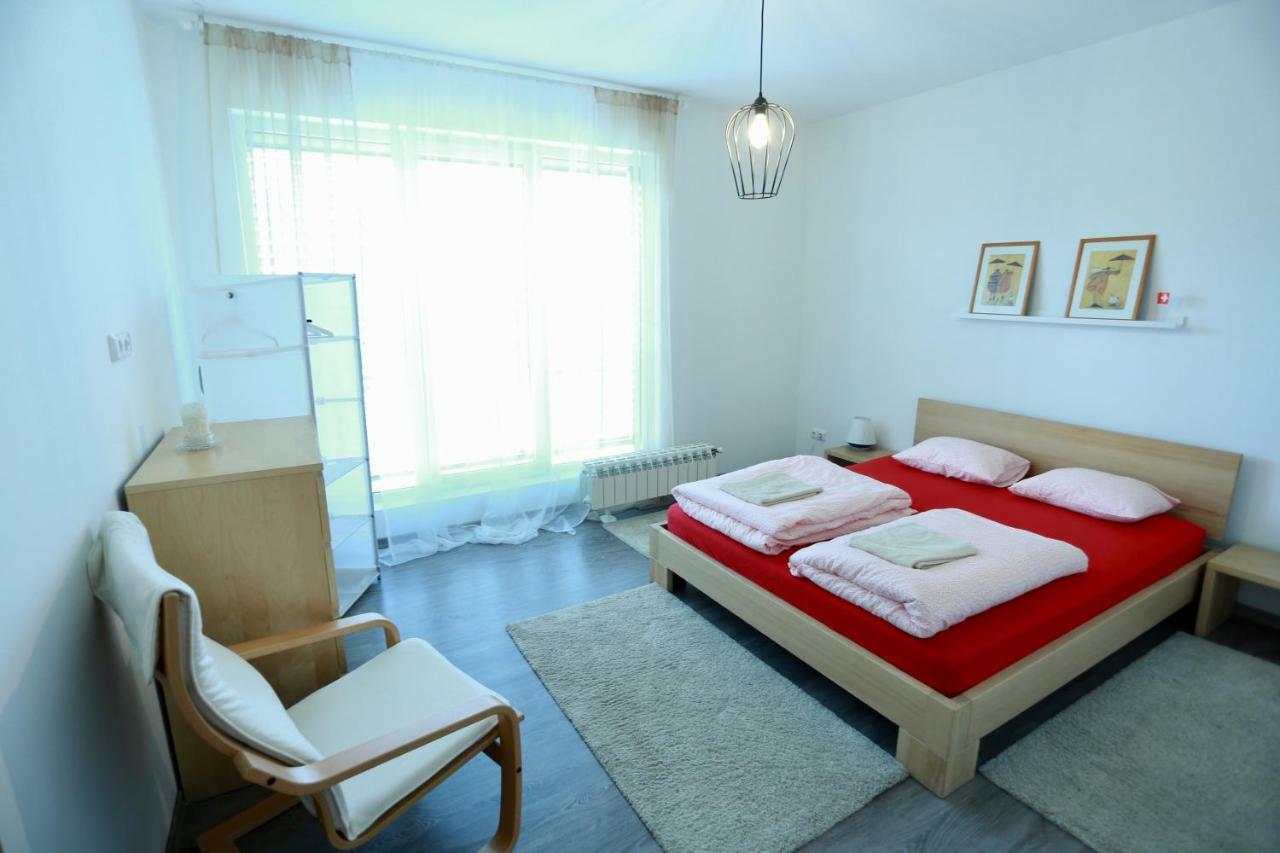 Sentis Hotell Uzjhorod Exteriör bild